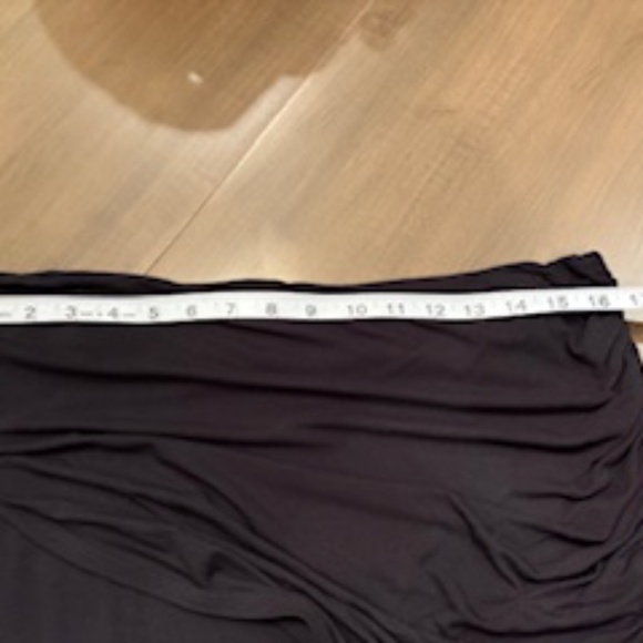 Cabi 5052 - Black Skirt - Size Medium - Picture 5 of 10